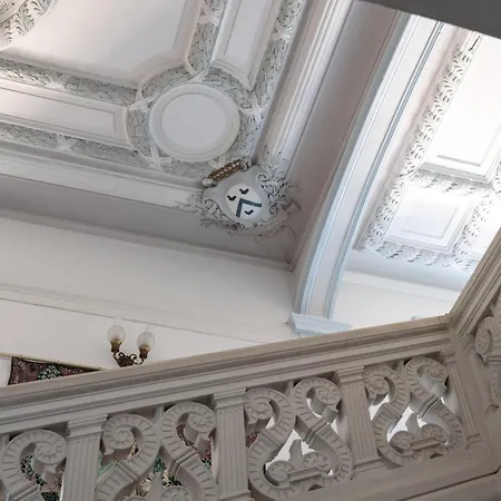 Enjoy Residencé Château De Monbrison, For Two Guests Appartement